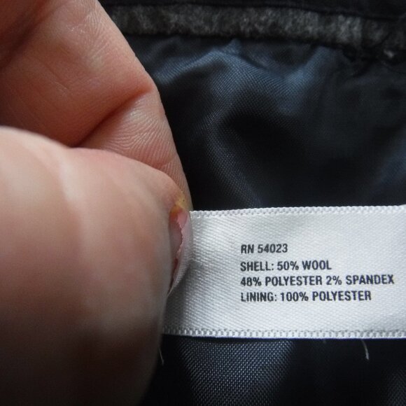 outfit - sweater with pearls and pleated Tartan skirt size 12 US - Picture 6 of 9